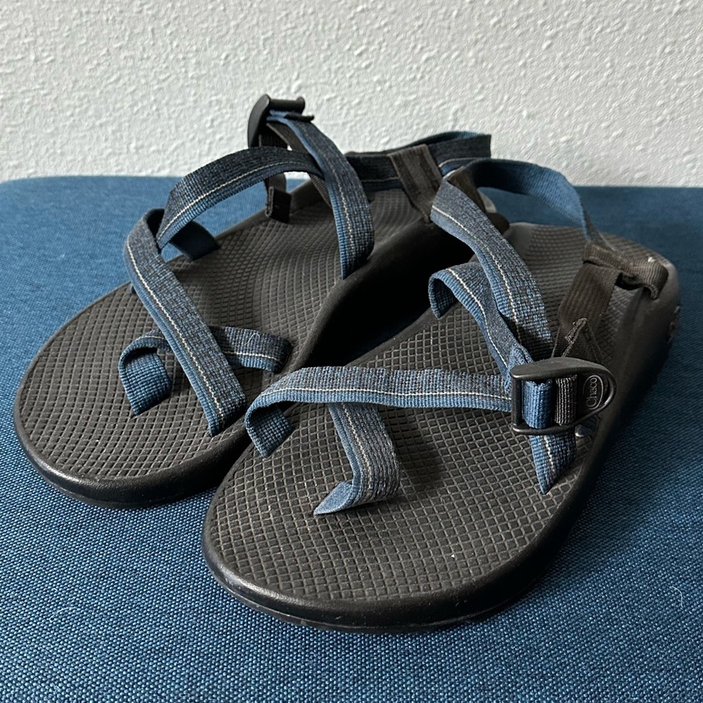 Men’s blue stripe Chaco Z/2 Classic Sandals, worn once, sz 12